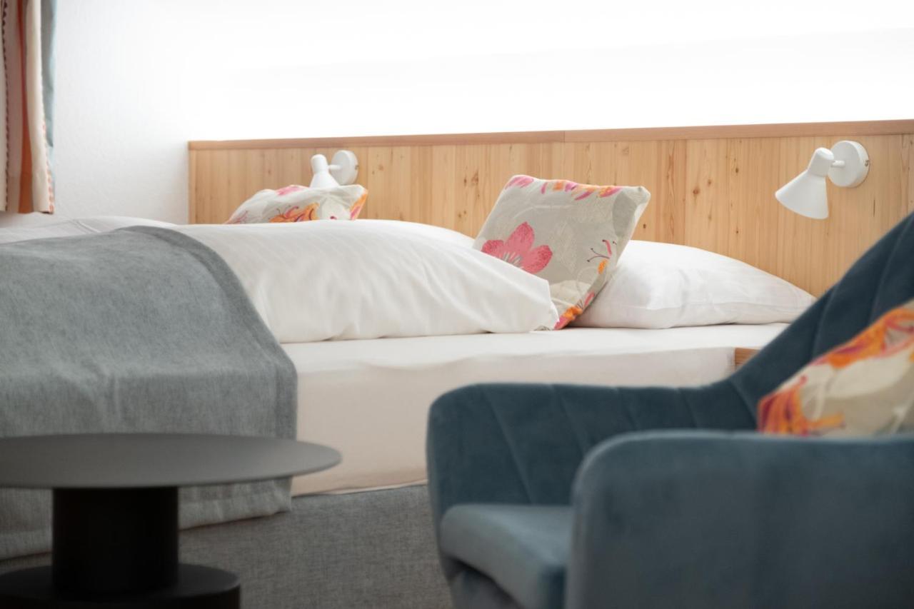 Santner, Hotel Eugendorf Ngoại thất bức ảnh