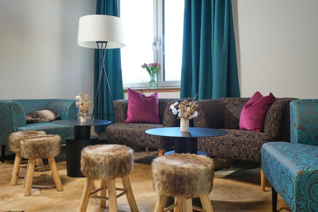 Santner, Hotel Eugendorf Ngoại thất bức ảnh