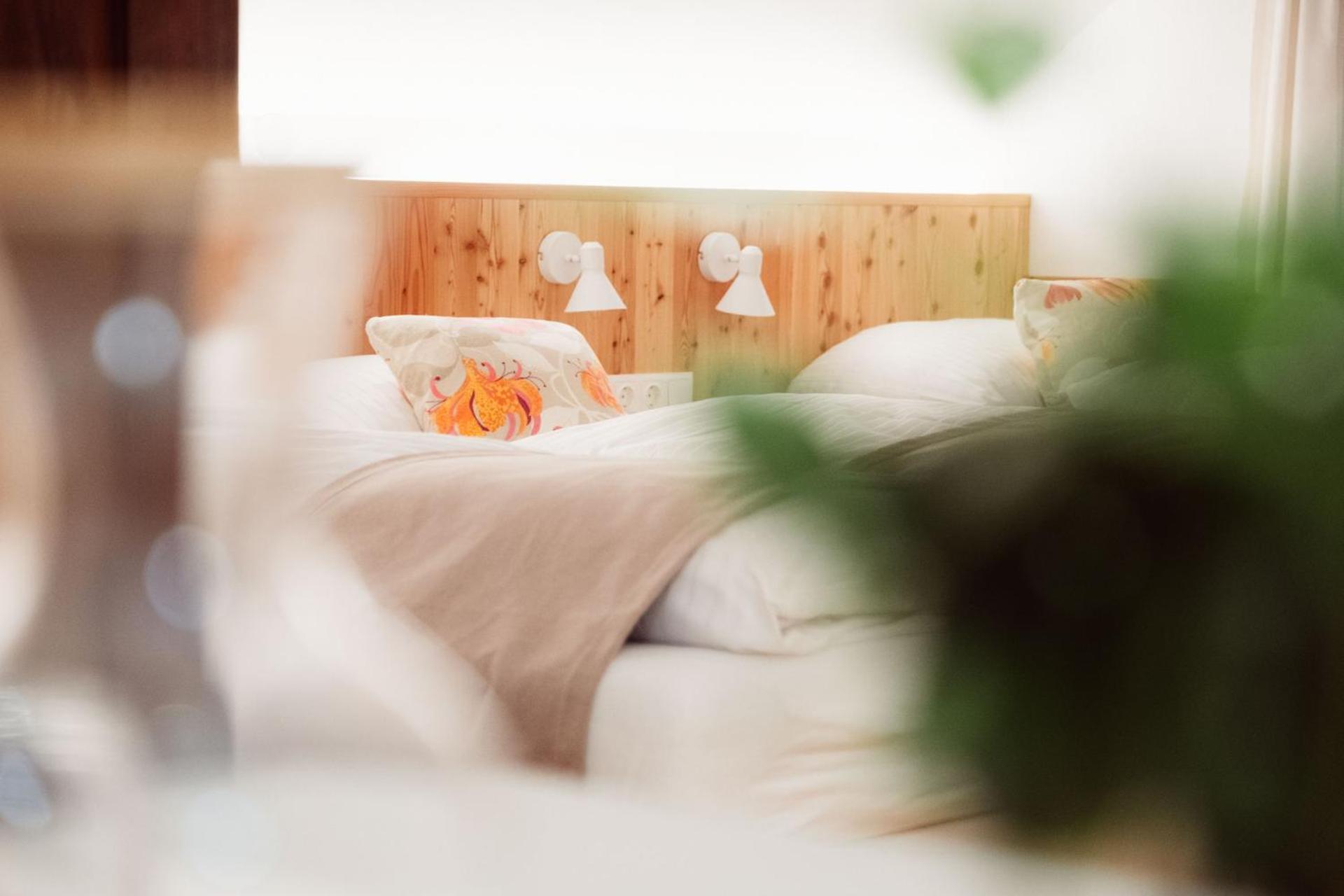 Santner, Hotel Eugendorf Ngoại thất bức ảnh